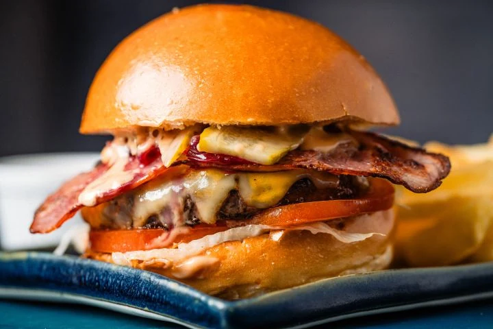 AWESOME BURGER MENIU